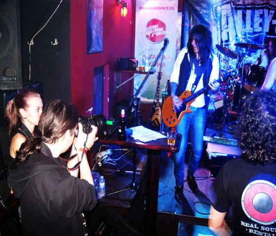 Thin Red ROCK Week 15.12 2011