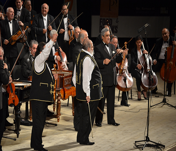 100 Gypsy Violins, НДК,09.11.2012