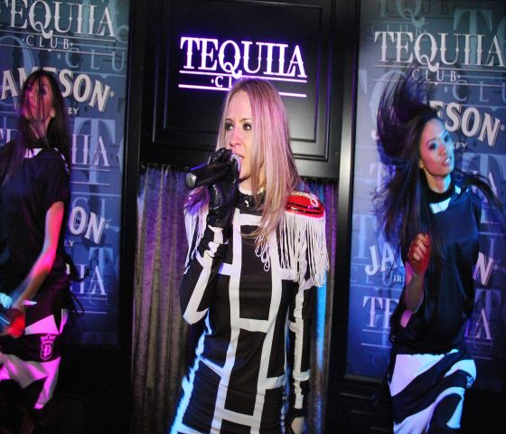 Лора Караджова и Спенс в клуб Tequilla, 12.12.2012